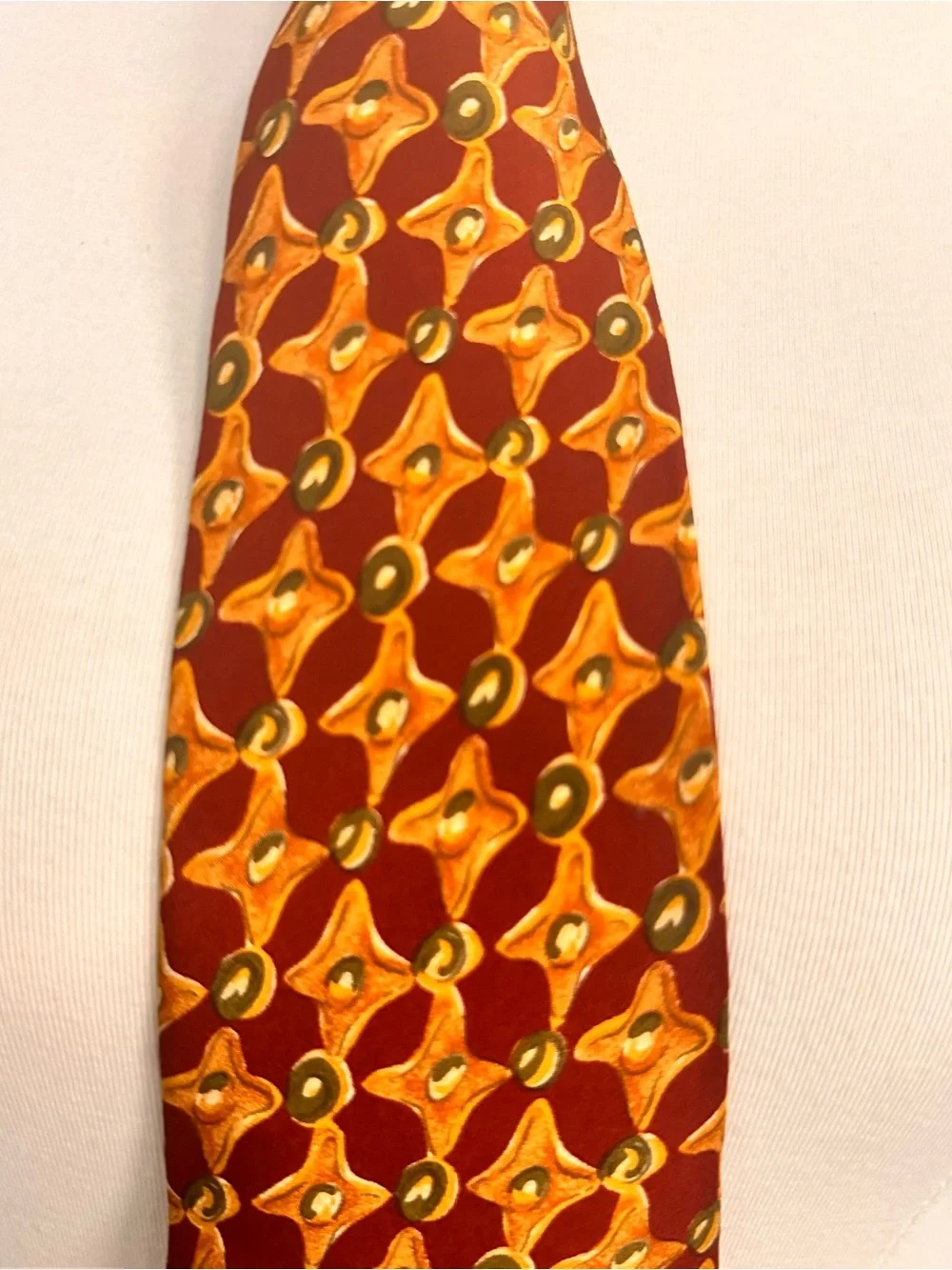 Men's Burgundy & Gold Patterned Necktie